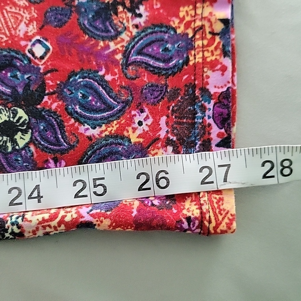 LuLaRoe Women's Leggings - Picture 12 of 12